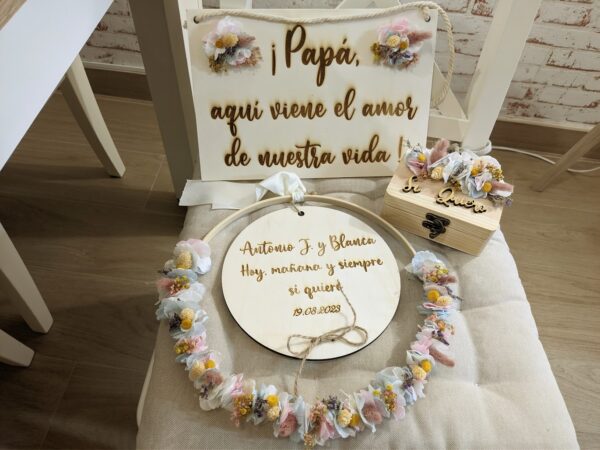 Conjunto Novia: Porta Alianzas, Cajita de Arras y Pizarra - Imagen 8